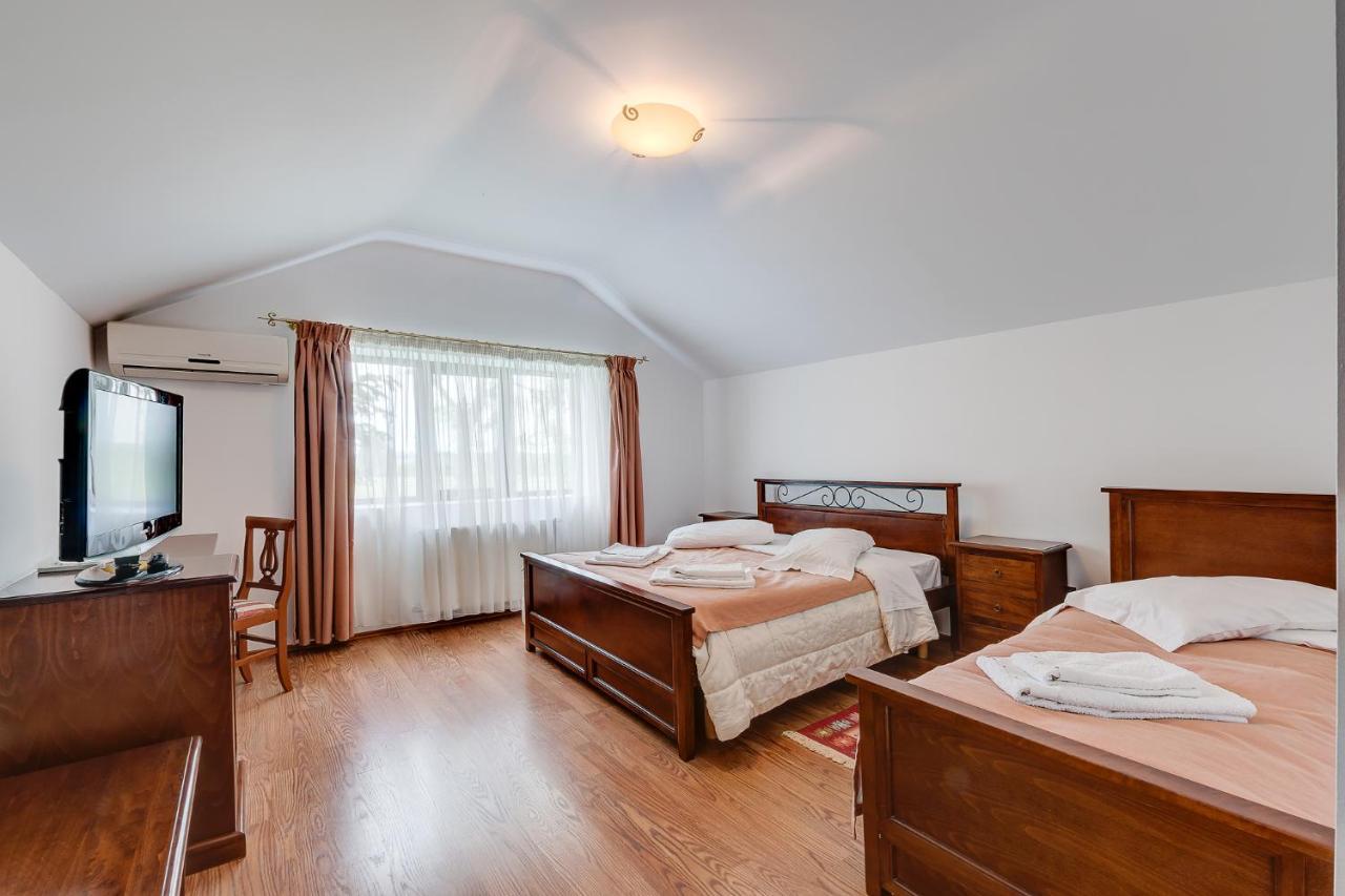 Club Insieme Grand Resort Potlogi Εξωτερικό φωτογραφία