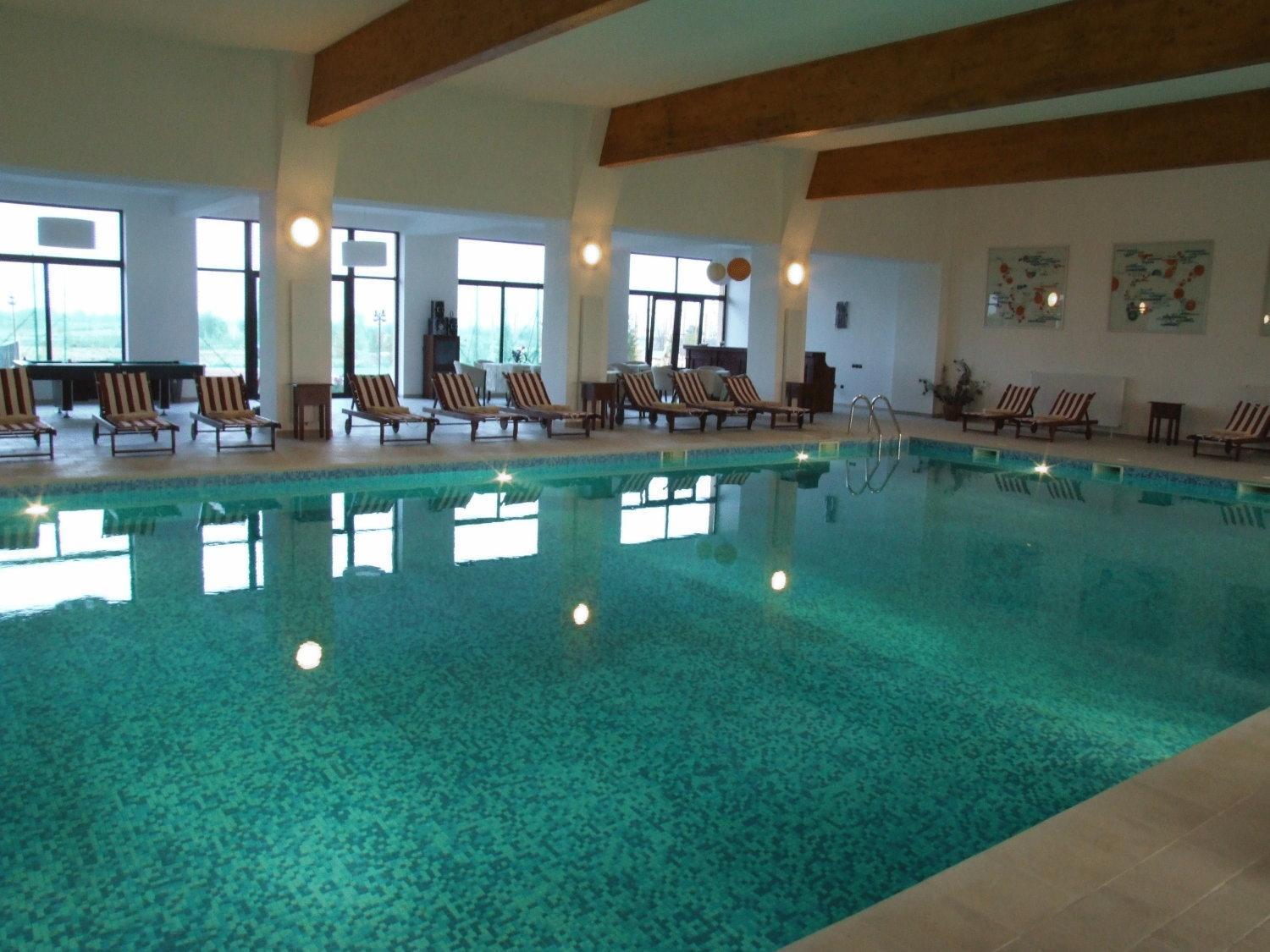 Club Insieme Grand Resort Potlogi Εξωτερικό φωτογραφία