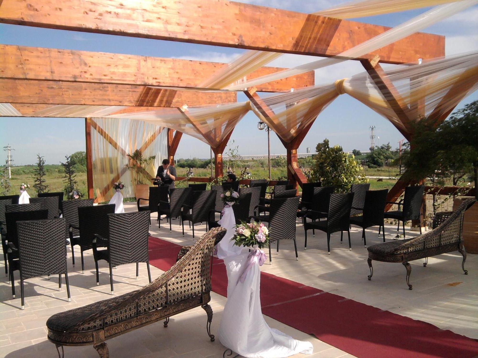 Club Insieme Grand Resort Potlogi Εξωτερικό φωτογραφία